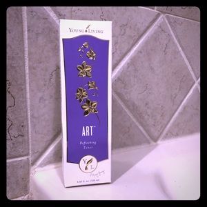Young living ART Refreshing toner
